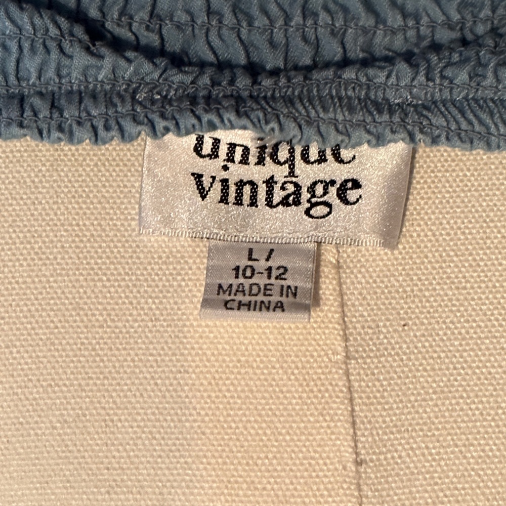 Unique Vintage Chambray Blue Puff Sleeve Tie-Front Crop Top Size L - Picture 5 of 5